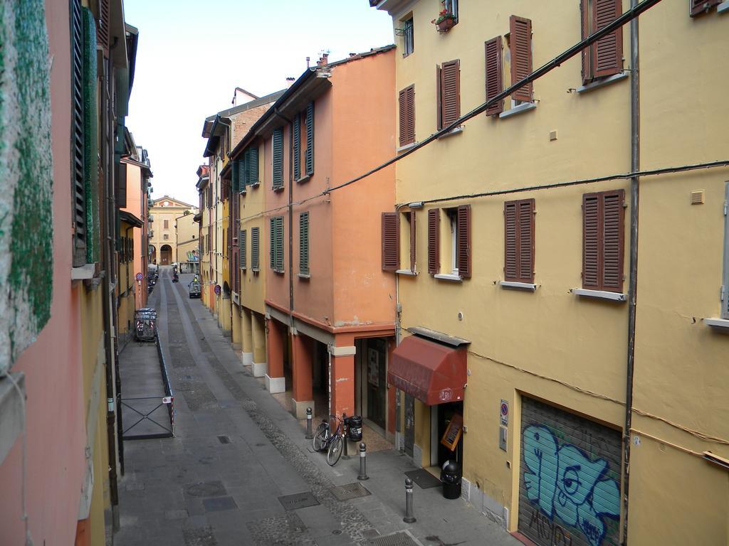Ampio Open Space In Centro Storico Bologna Buitenkant foto